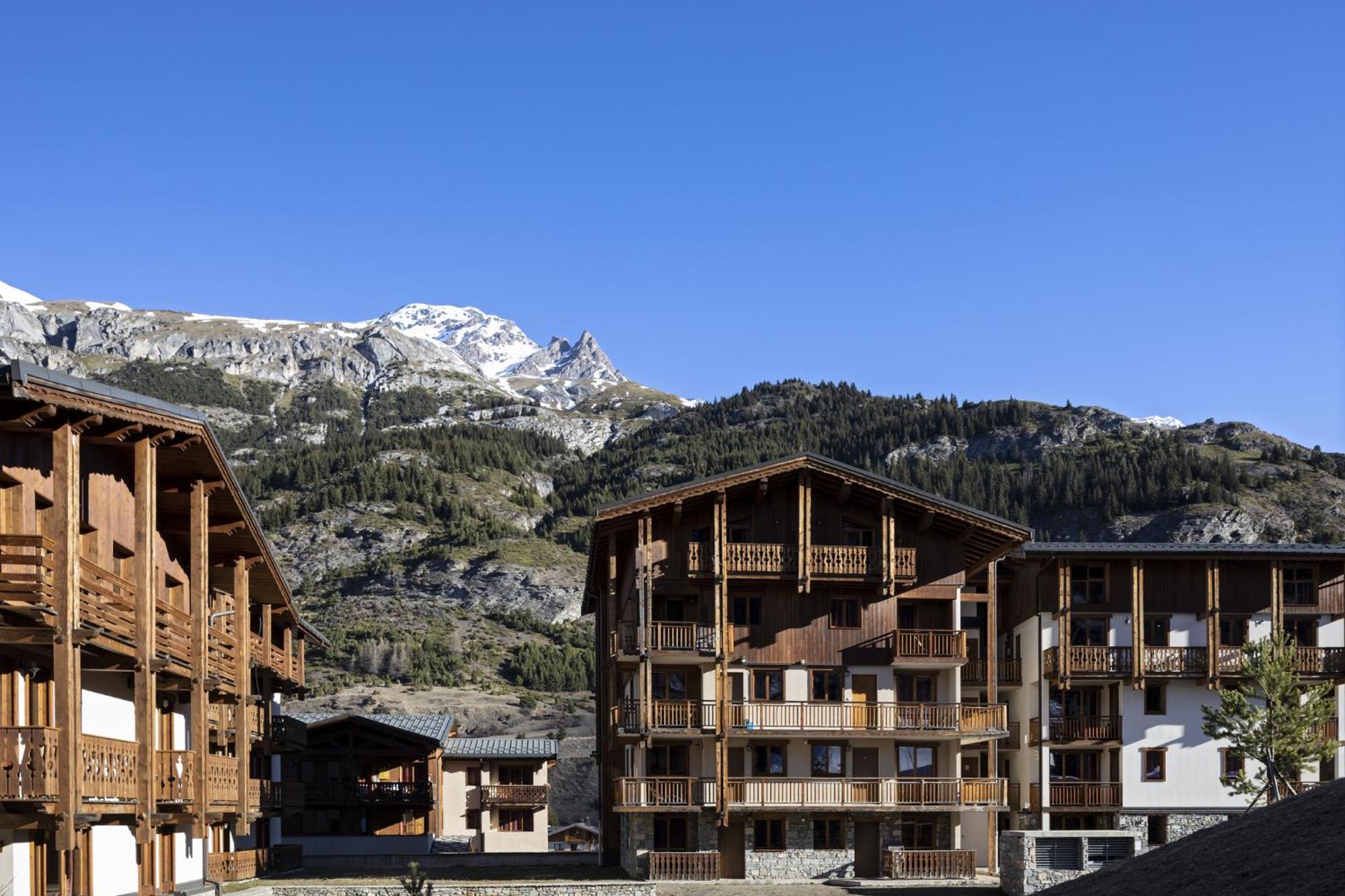 Residence Les Balcons De Val Cenis Village Lanslevillard Exterior photo